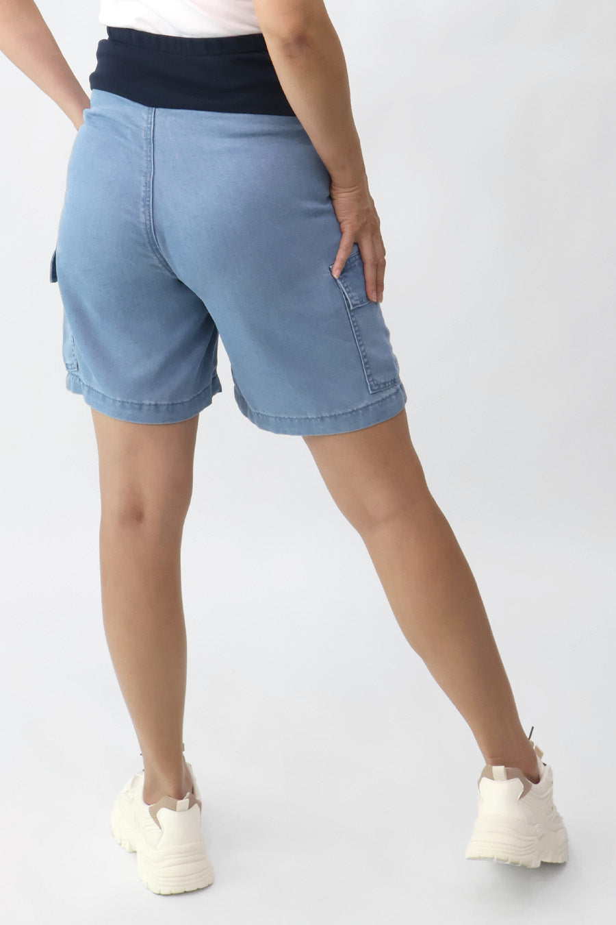 Full Panel Tencel Flap Pocket Denim Shorts