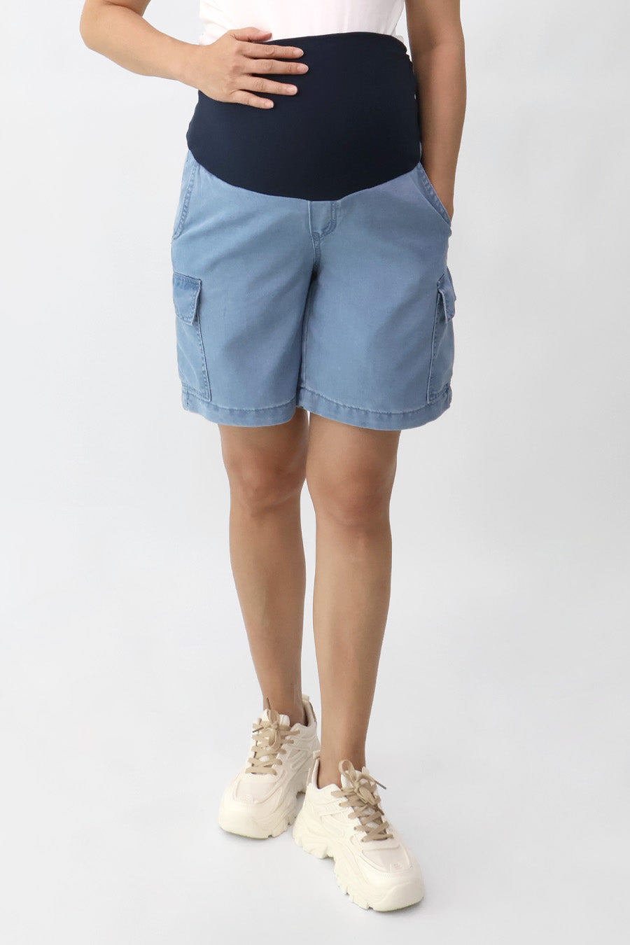 Full Panel Tencel Flap Pocket Denim Shorts
