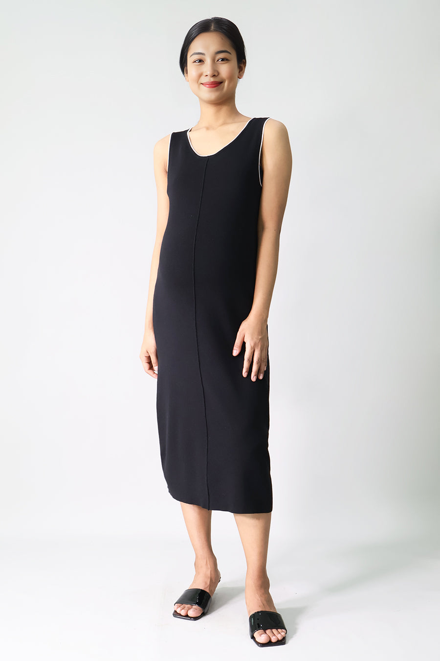 Contrast Trim Knit Midi Dress