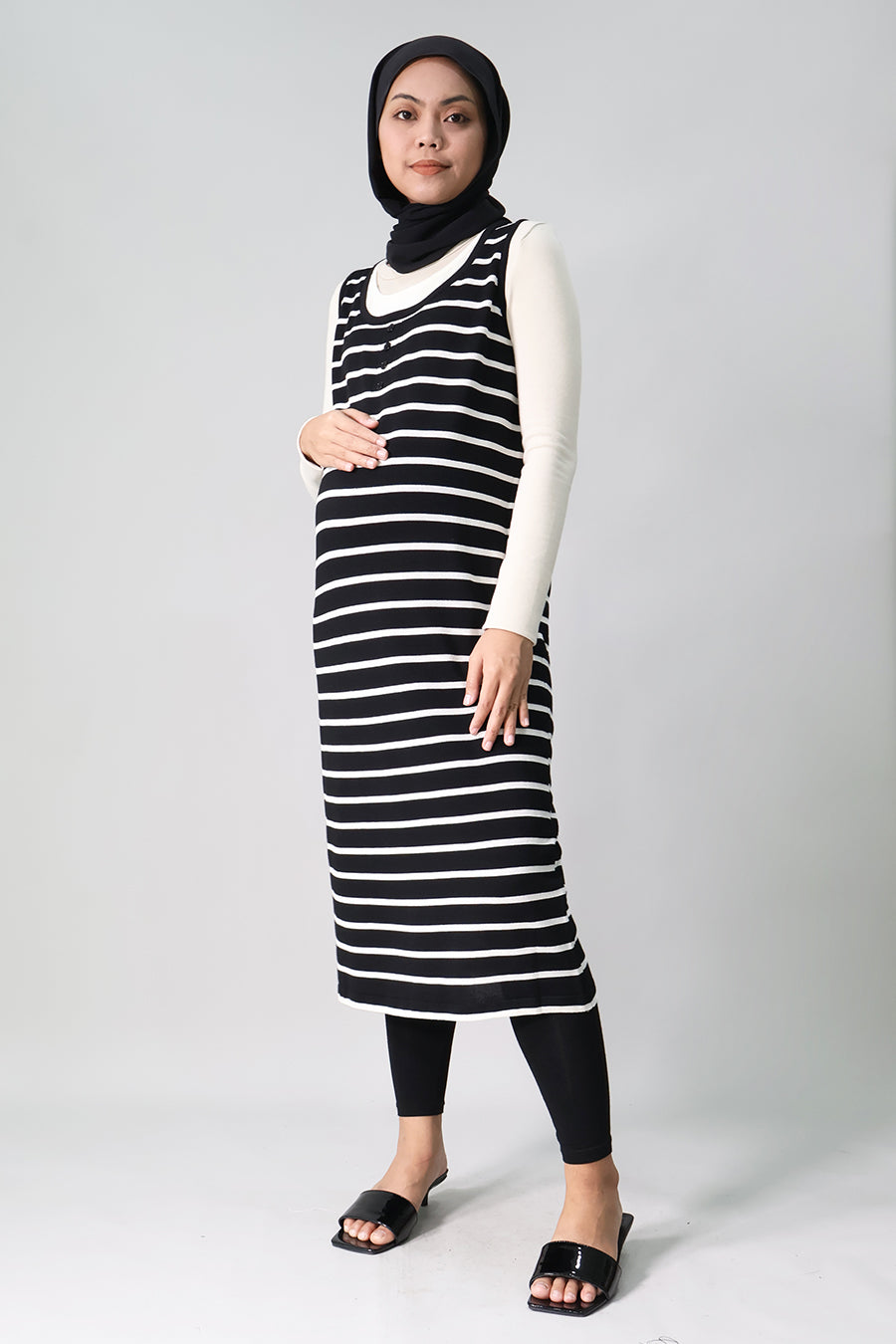 Button Detail Knit Dress