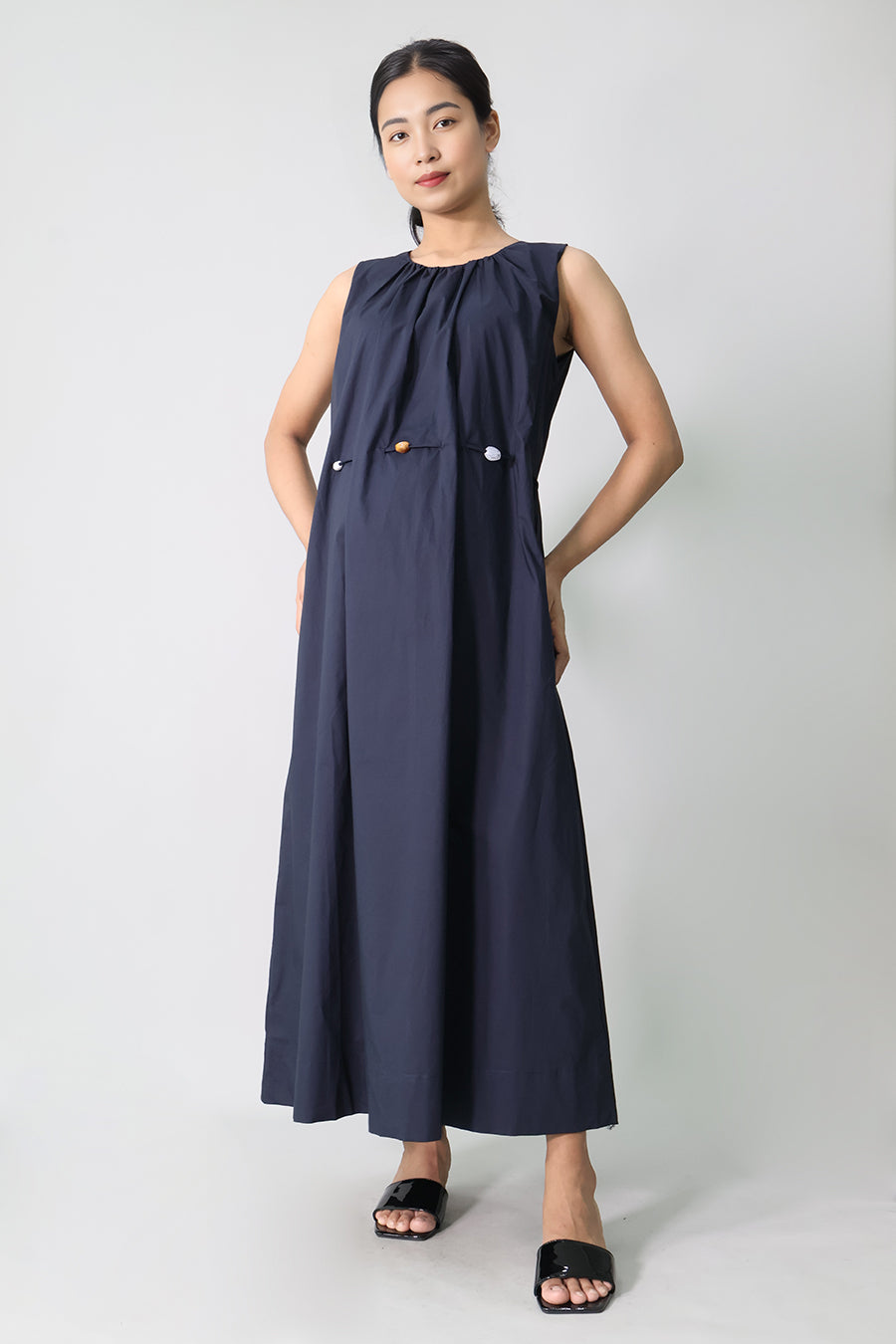 Sleeveless Long Dress with Waist Tie