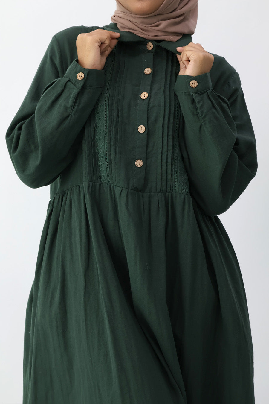 Green Collar Pintuck Long Dress