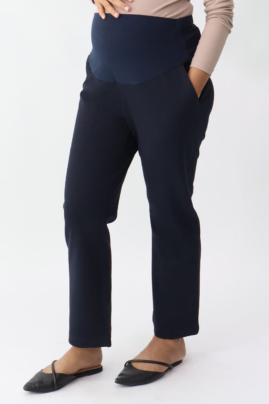 Full Panel Stretchable Straight Ankle Leg Pants