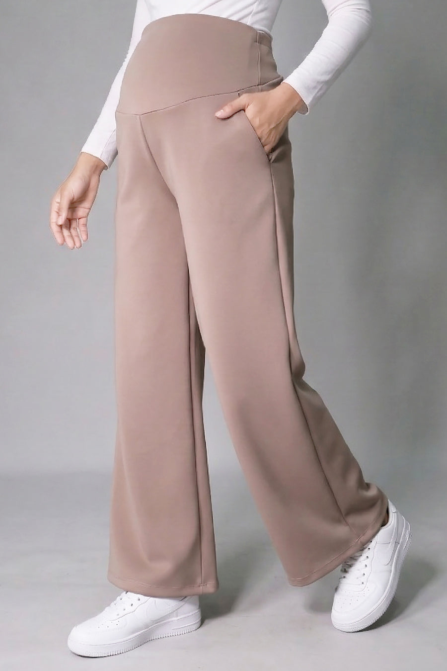 Wide Leg Maternity Jogger Pants
