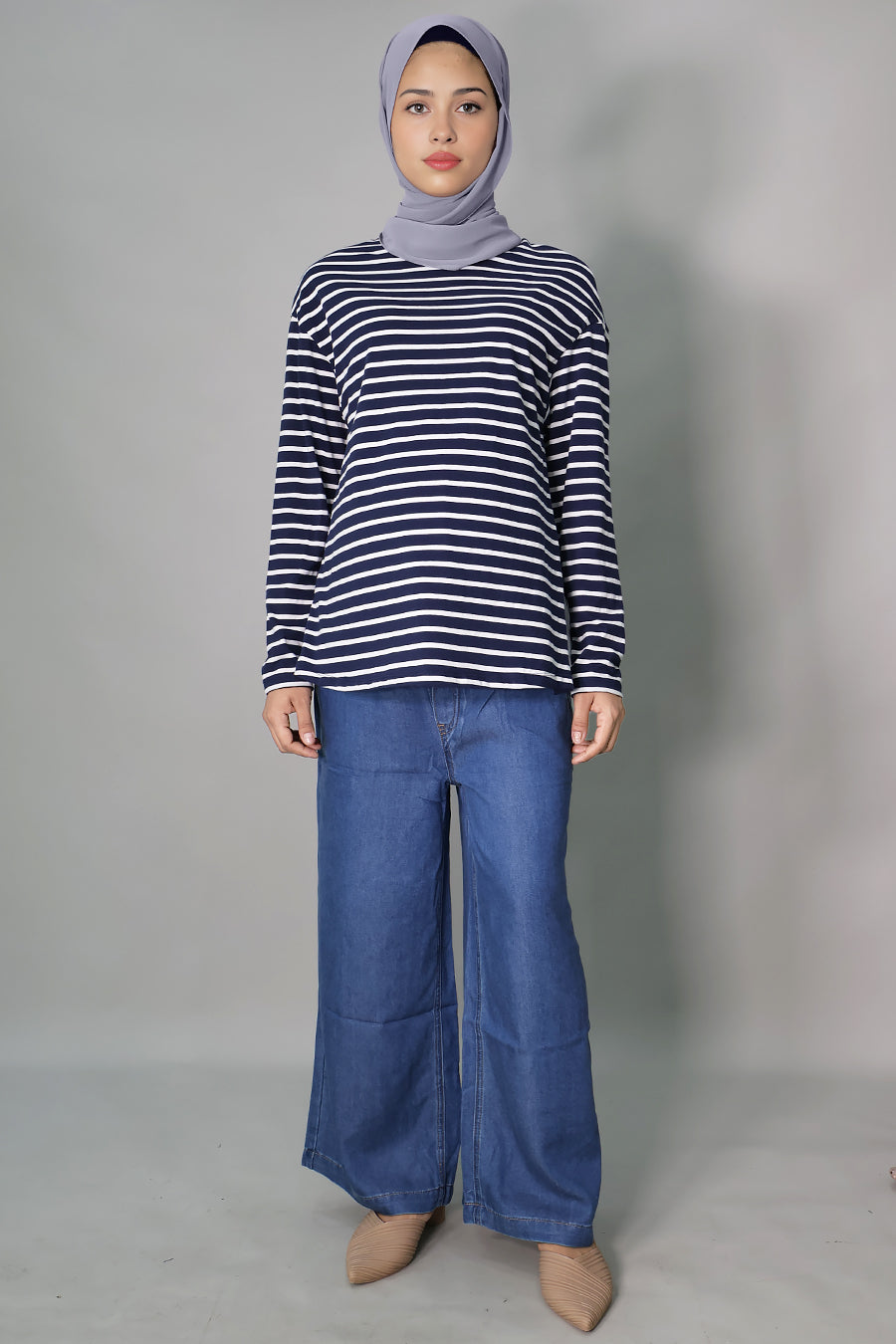 Maternity & Nursing Long Sleeve Top