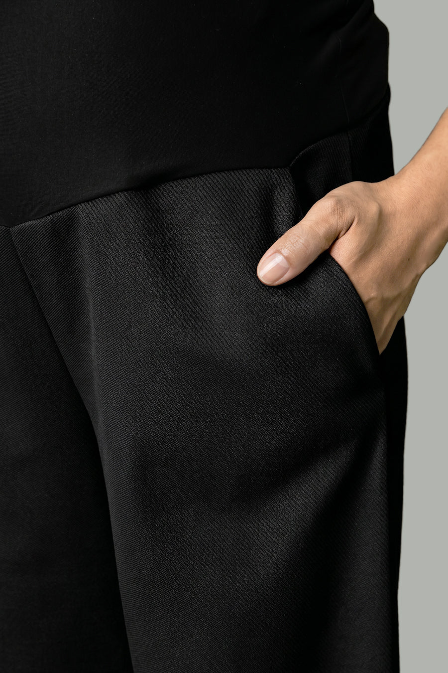 Wide Leg Maternity Jogger Pants