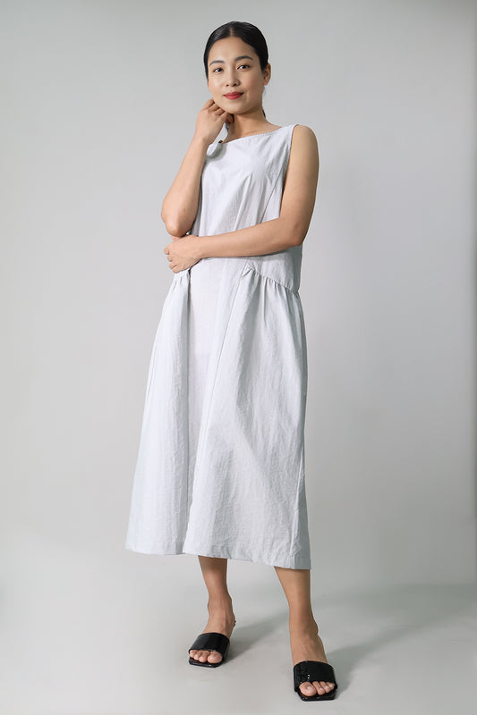 Sleeveless Gathered Seam Midi Dress