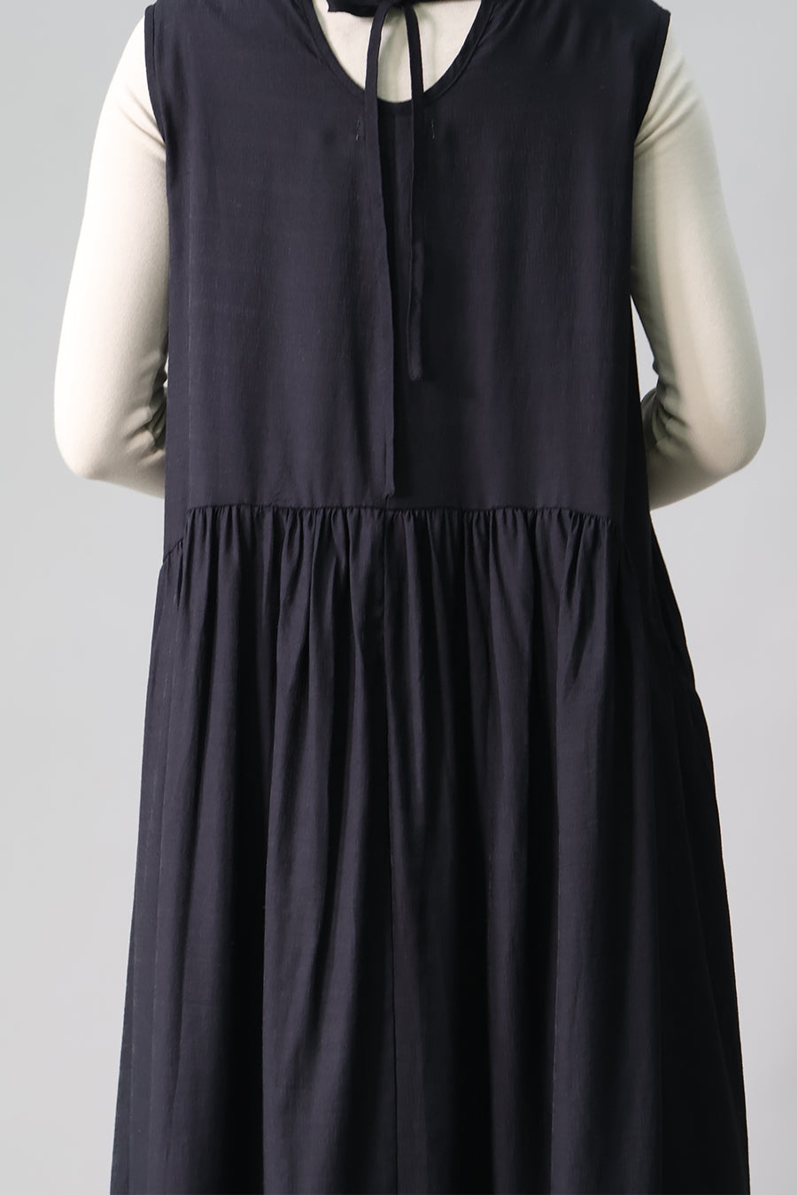 Flowy Sleeveless Maxi Dress