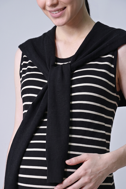 detachable scarf on pregnancy dress