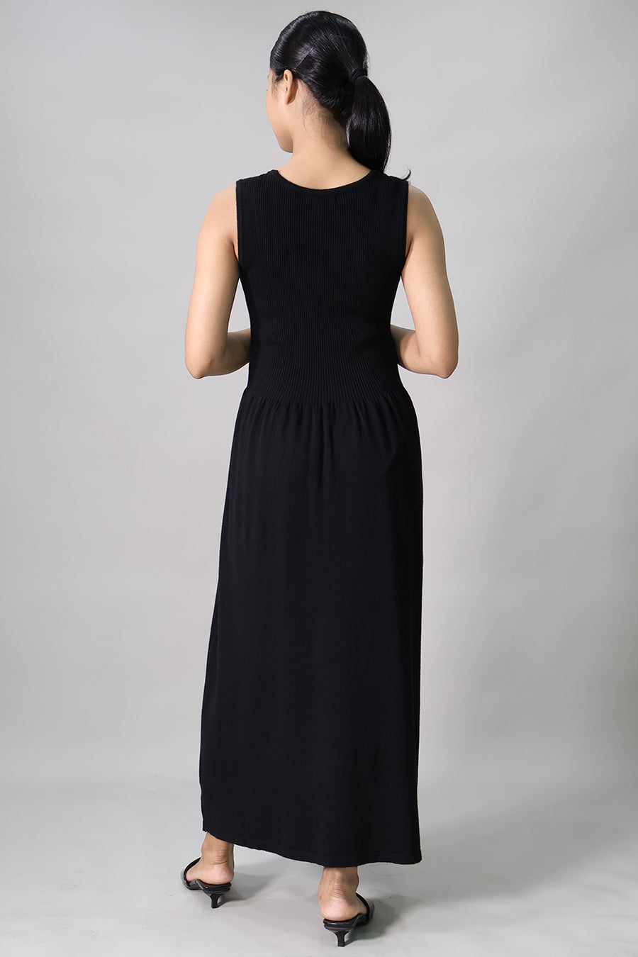 Sleeveless Gathered Long Dress