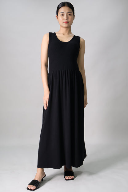 Sleeveless Gathered Long Dress