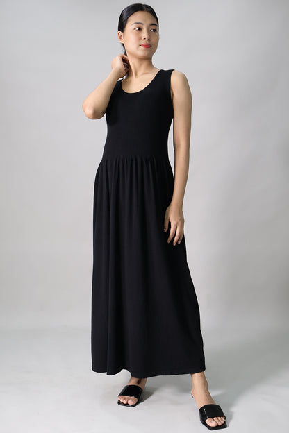 Sleeveless Gathered Long Dress