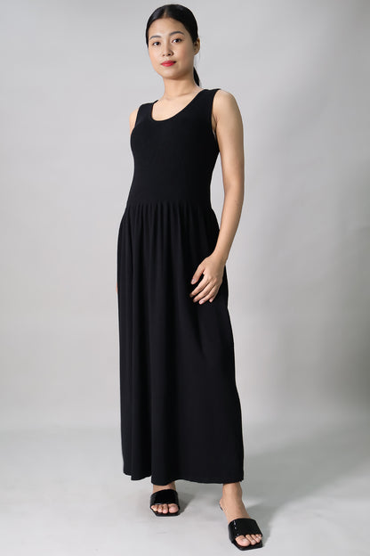 Sleeveless Gathered Long Dress