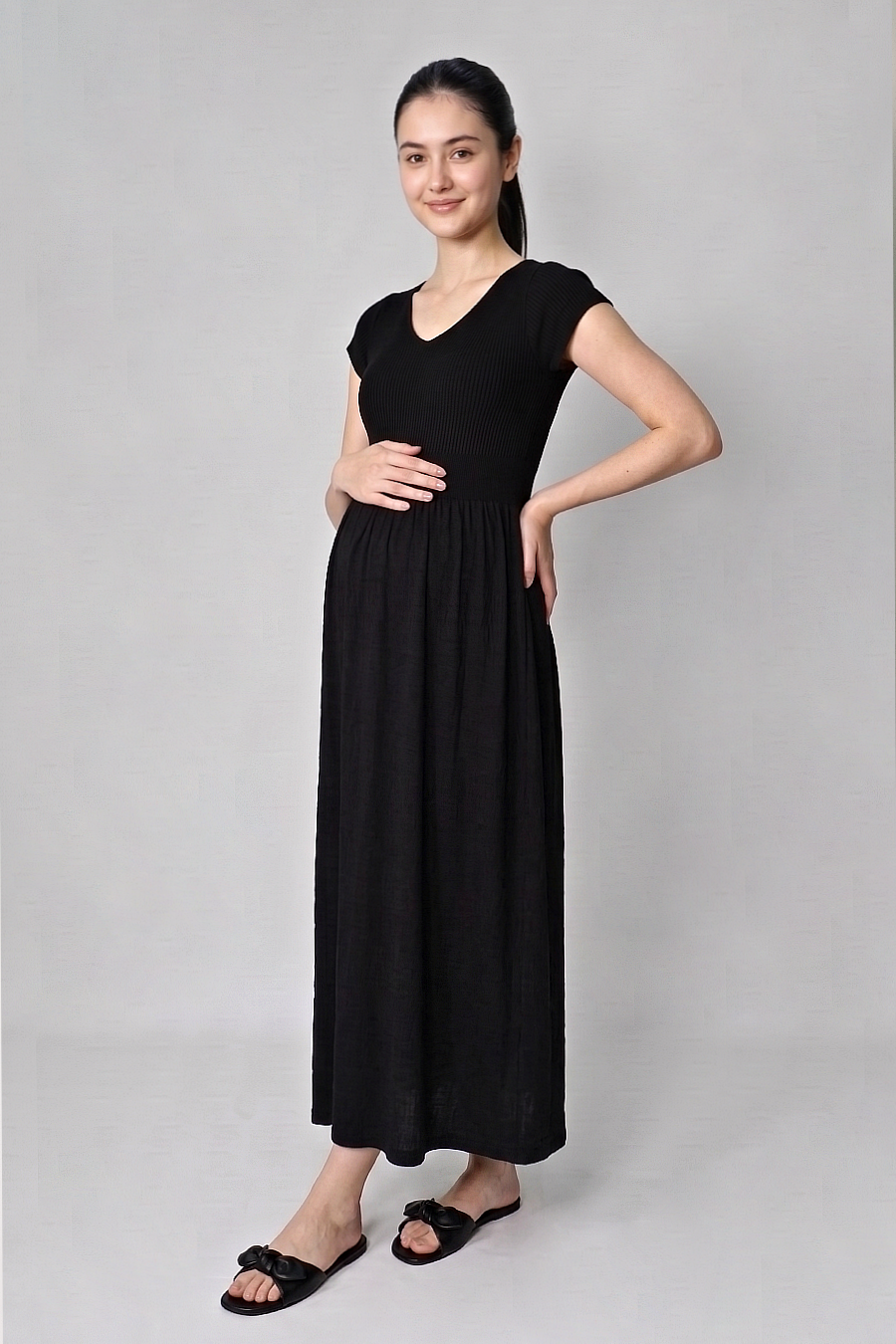 V-Neck Gathered Knit Maternity Maxi Dress